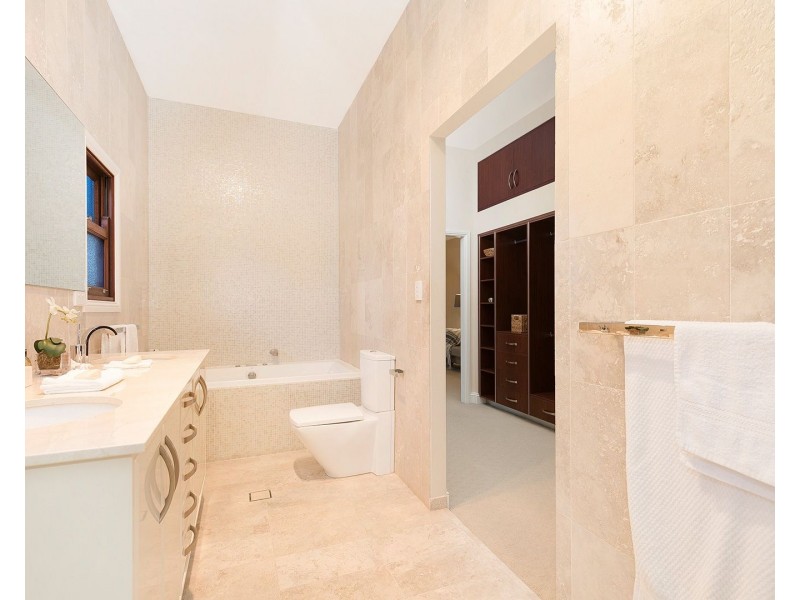 44 Abbott Street, Ascot QLD 4007