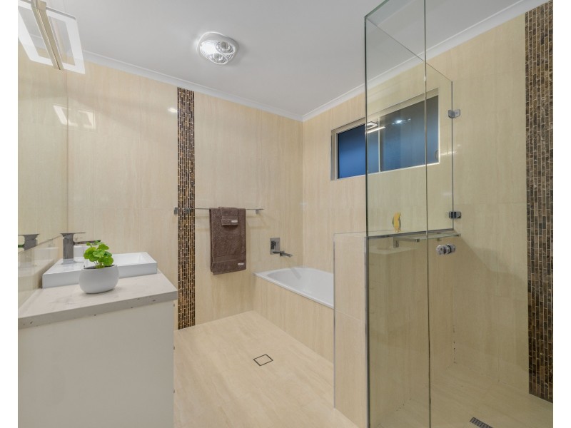 30 Burilda Street, Hendra QLD 4011