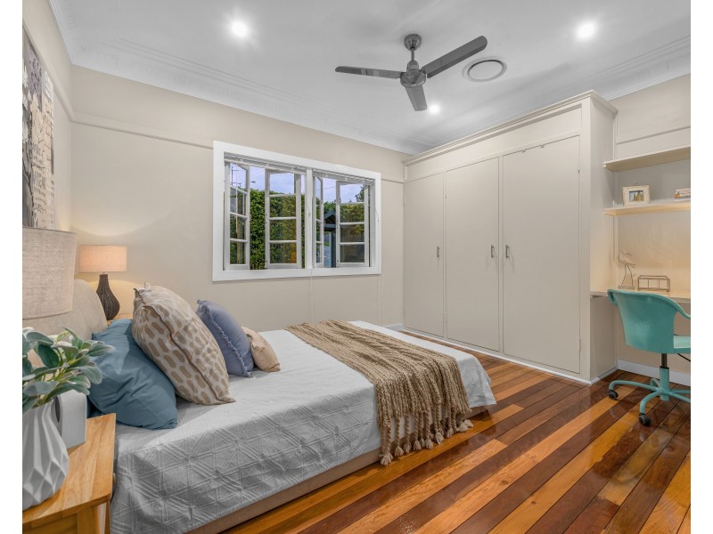 39 White Street, Wavell Heights QLD 4012