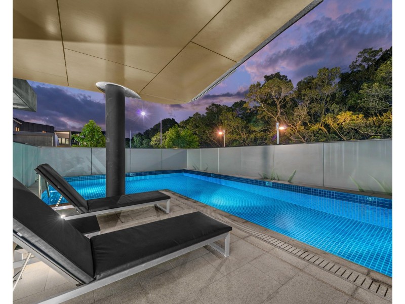 9207/50 Parkside Circuit, Hamilton QLD 4007