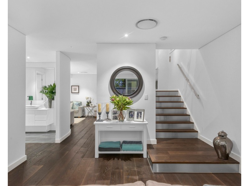 36 Mein Street, Hendra QLD 4011