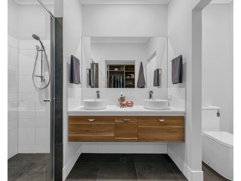 81 Bungama Street, Deagon QLD 4017