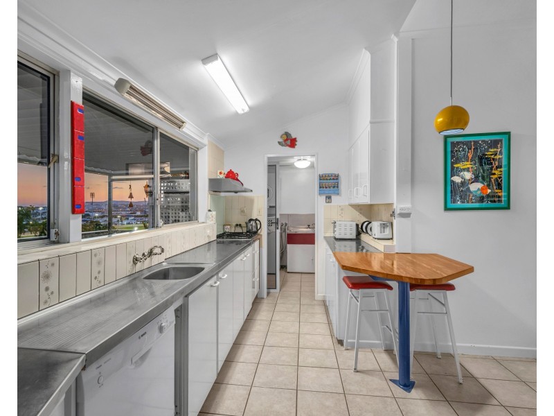 29 Queens Road, Hamilton QLD 4007