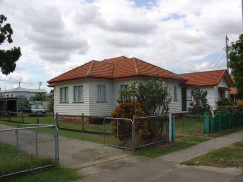 79 Nudgee Road, Hamilton QLD 4007