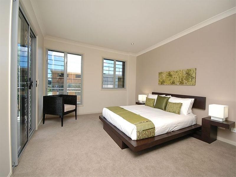 2/12 Riverview Terrace, Hamilton QLD 4007