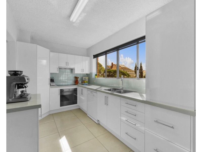 3/103 Windermere Road, Hamilton QLD 4007