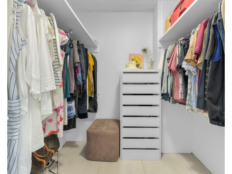 3/103 Windermere Road, Hamilton QLD 4007