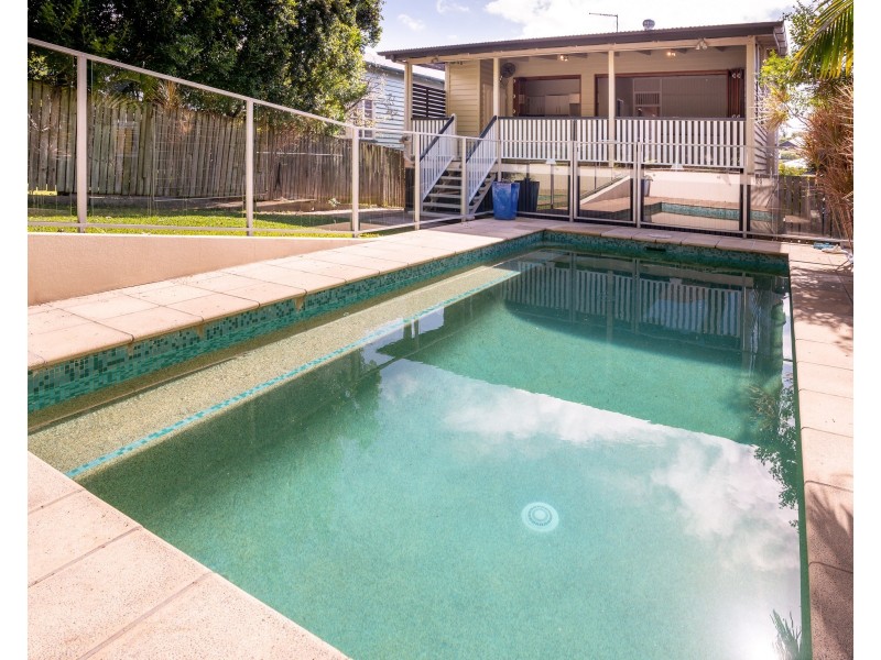 24 Cramond Street, Wilston QLD 4051