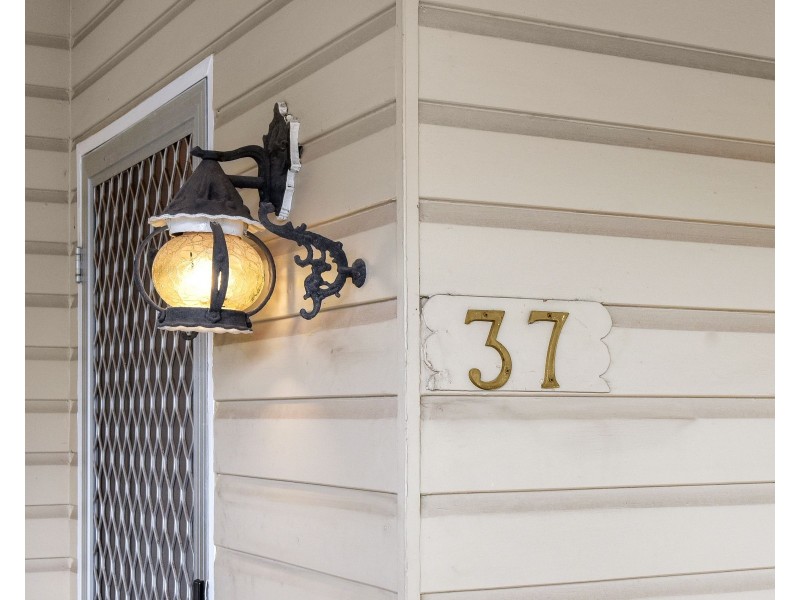 37 Manson Road, Hendra QLD 4011