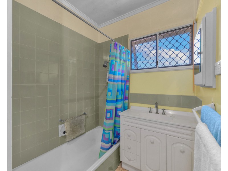 37 Manson Road, Hendra QLD 4011