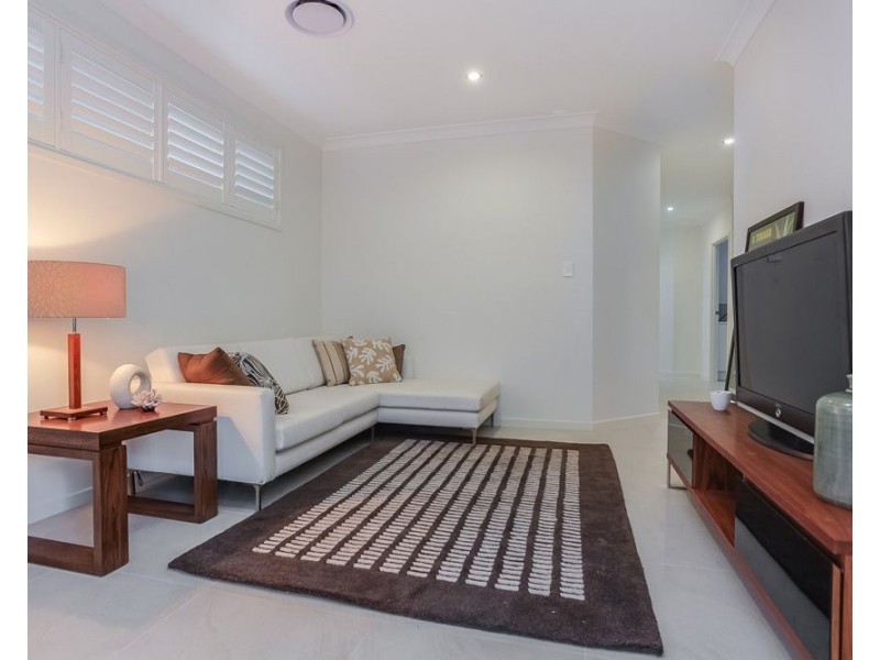 32 Huet Street, Wavell Heights QLD 4012