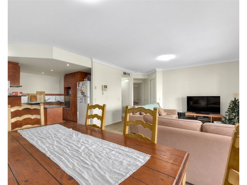 13/64 Lambert Street, Kangaroo Point QLD 4169