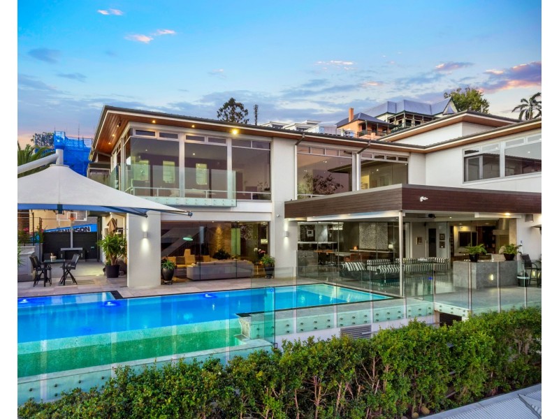 1 Dickson Terrace, Hamilton QLD 4007