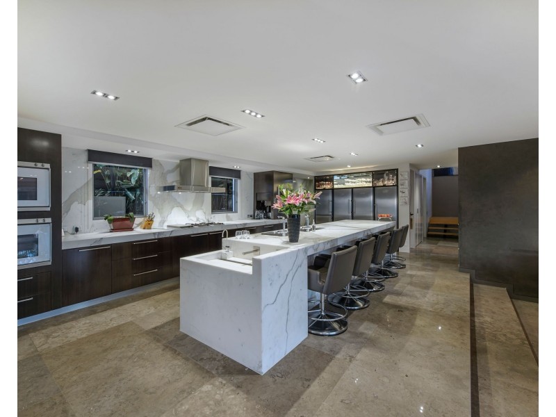 1 Dickson Terrace, Hamilton QLD 4007