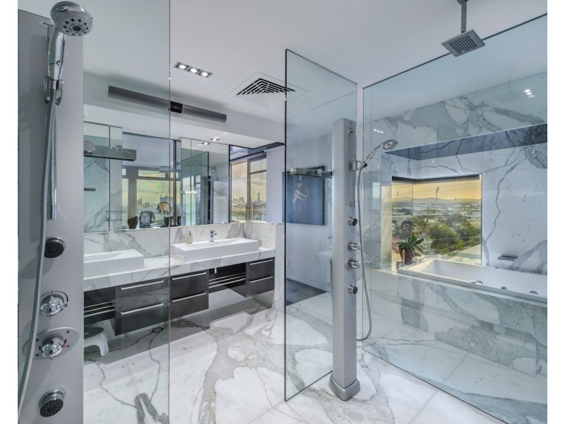 1 Dickson Terrace, Hamilton QLD 4007