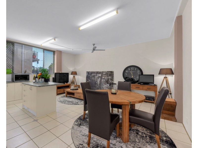 1/110 Kingsford Smith Drive, Hamilton QLD 4007
