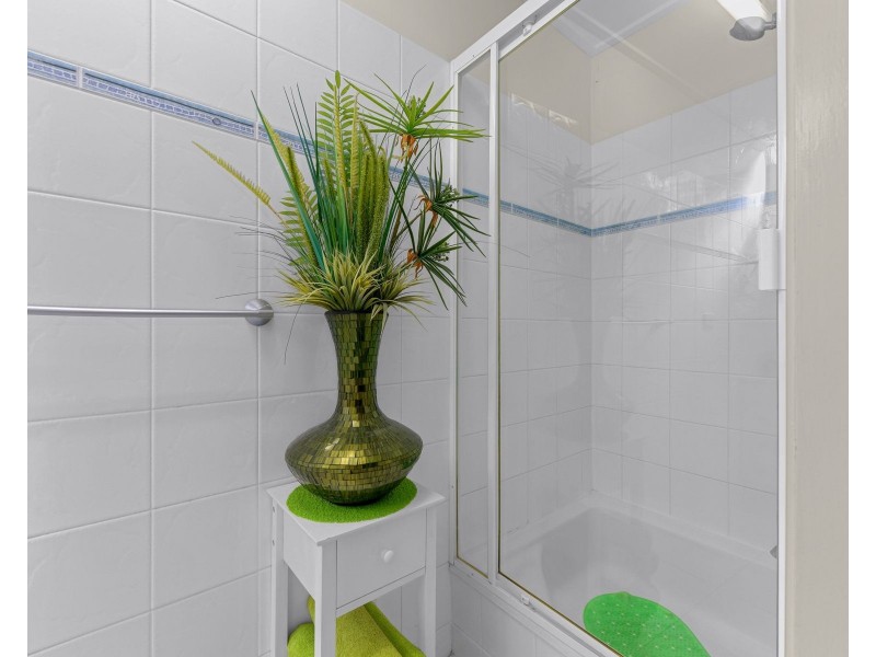 1/110 Kingsford Smith Drive, Hamilton QLD 4007