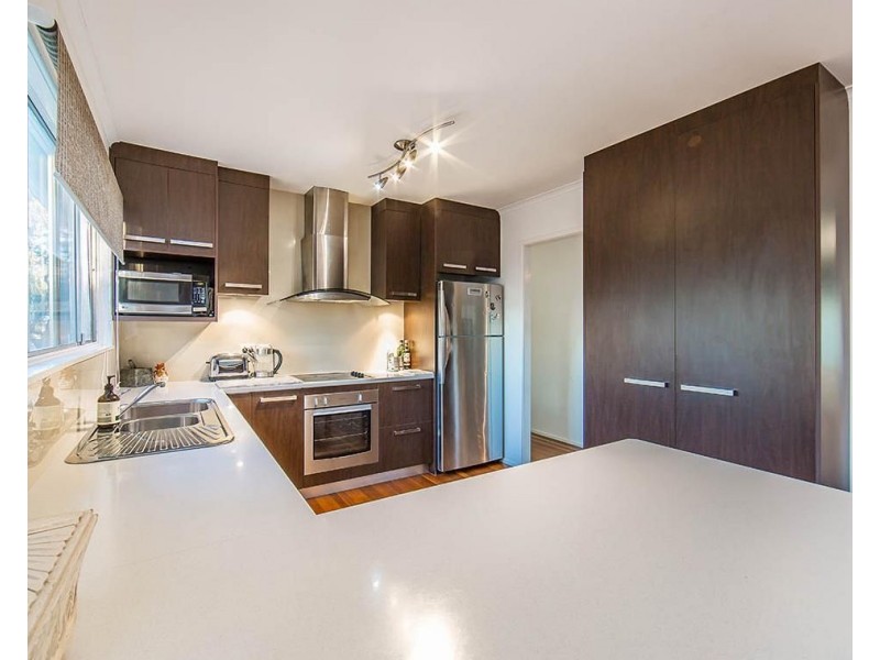 24 Crofty Street, Albany Creek QLD 4035