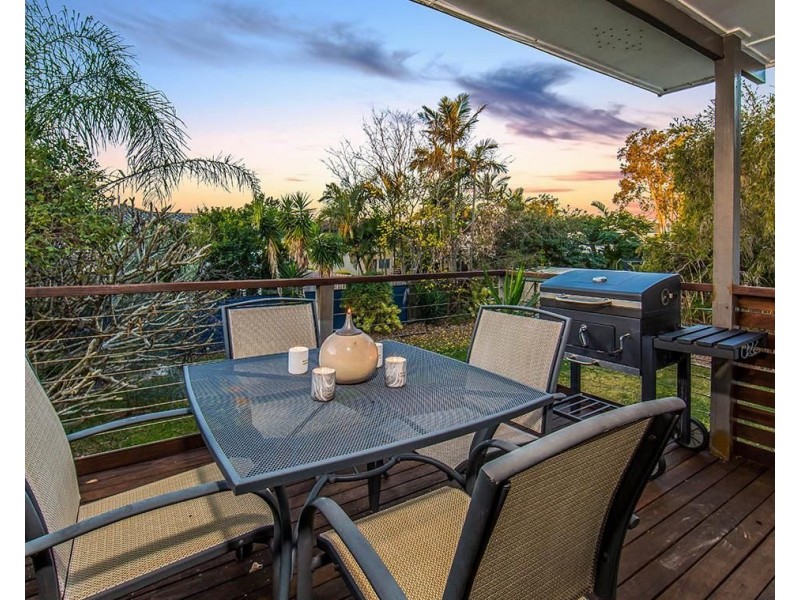 24 Crofty Street, Albany Creek QLD 4035