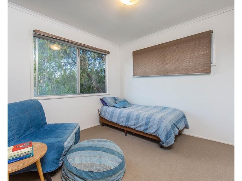 24 Crofty Street, Albany Creek QLD 4035