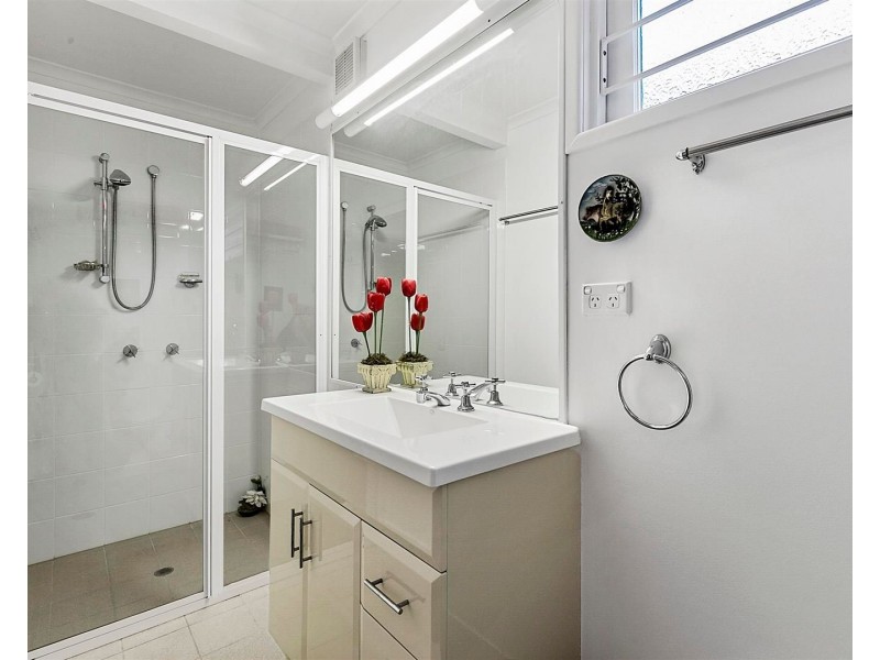 57 London Road, Clayfield QLD 4011