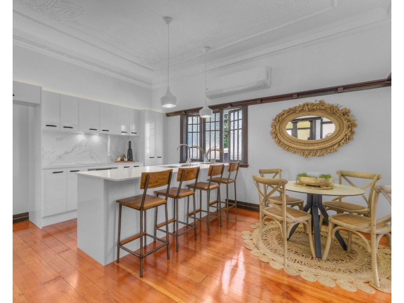 21 Christian Street, Clayfield QLD 4011