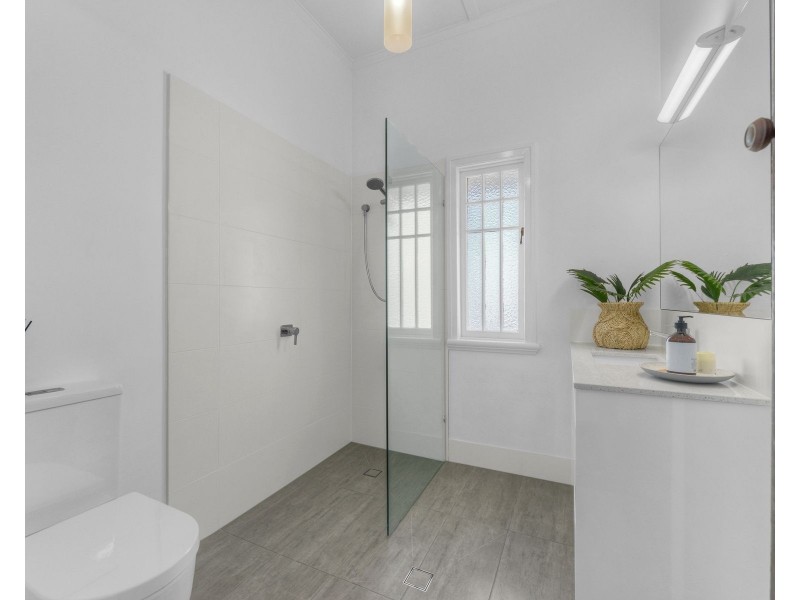 21 Christian Street, Clayfield QLD 4011