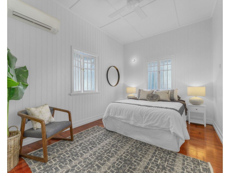 21 Christian Street, Clayfield QLD 4011