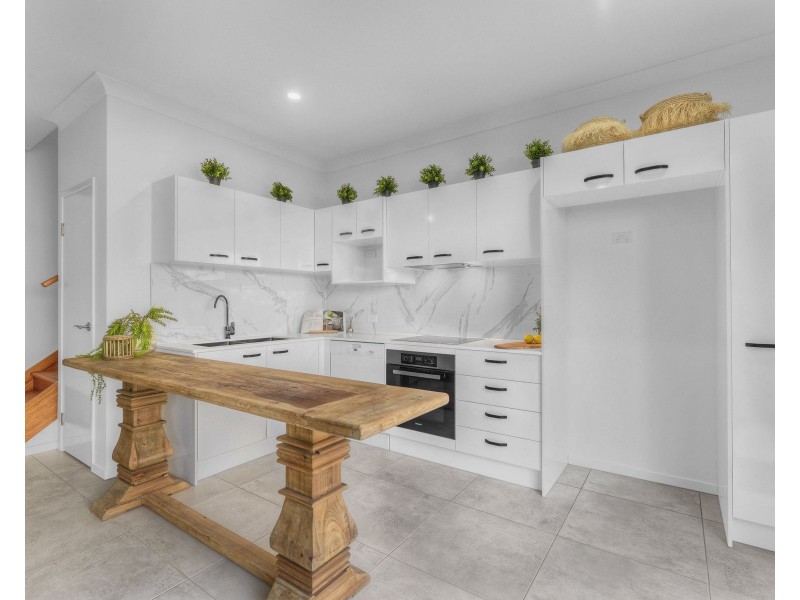 21 Christian Street, Clayfield QLD 4011