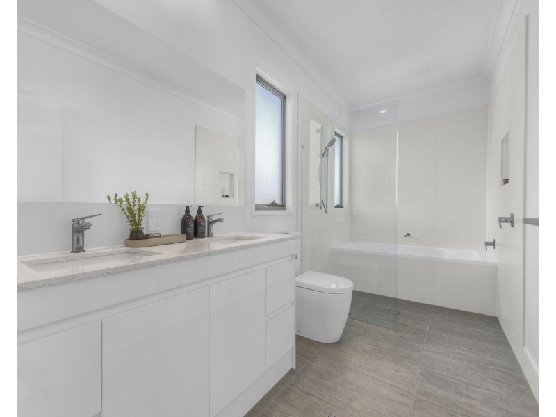 21 Christian Street, Clayfield QLD 4011