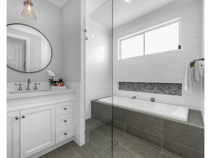 26A Ford Street, Clayfield QLD 4011