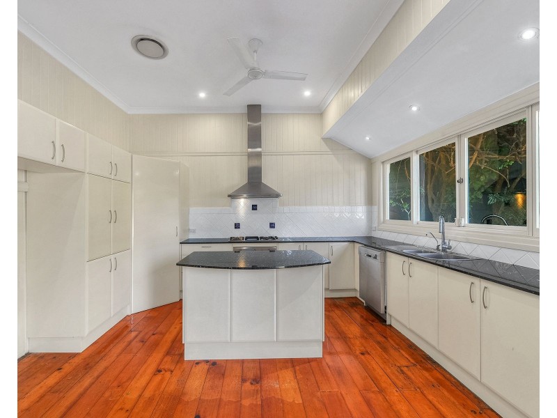 47 Wellington Street, Clayfield QLD 4011