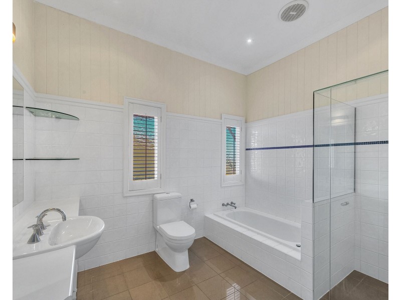 47 Wellington Street, Clayfield QLD 4011