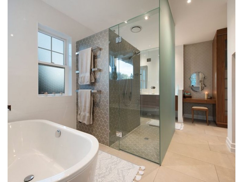 57 Enderley Road, Clayfield QLD 4011