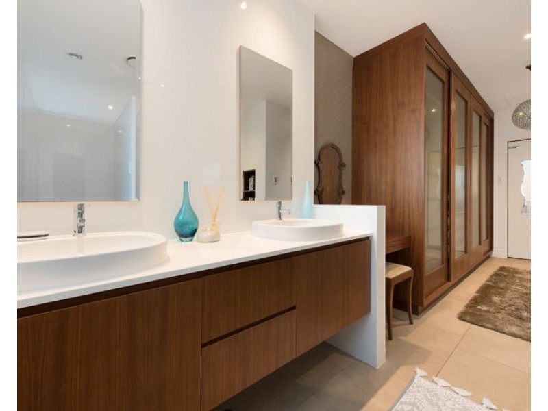 57 Enderley Road, Clayfield QLD 4011