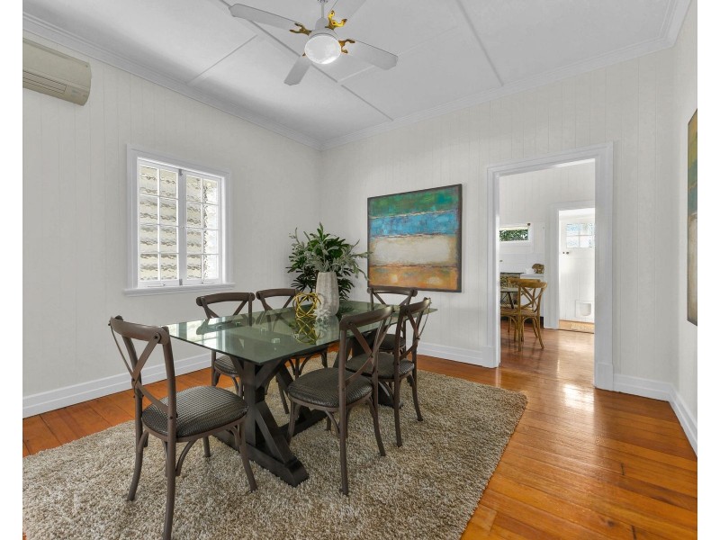 20 Cromwell Street, Wooloowin QLD 4030