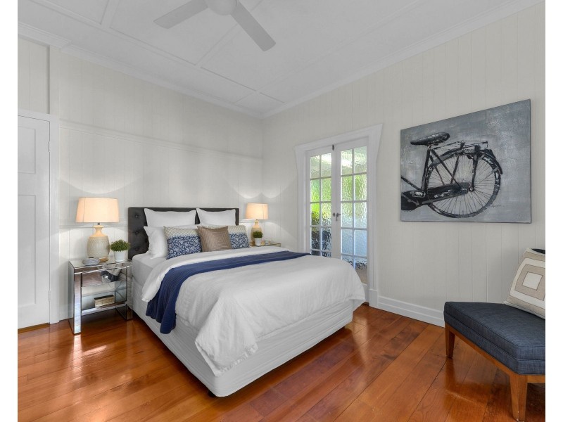 20 Cromwell Street, Wooloowin QLD 4030