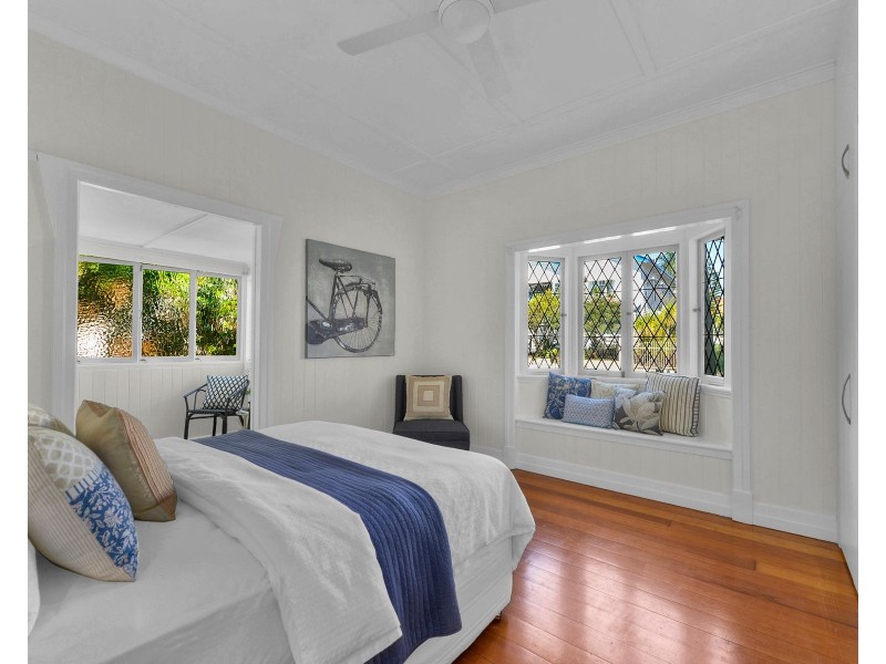 20 Cromwell Street, Wooloowin QLD 4030