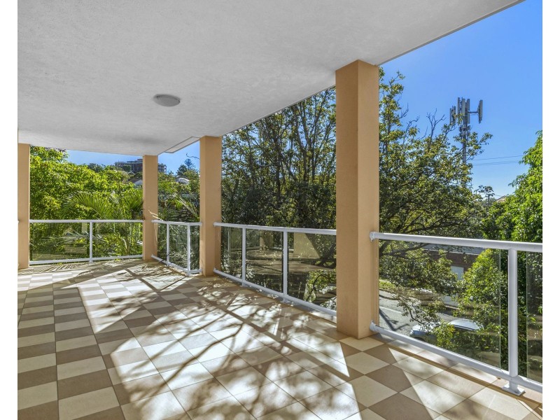 5/2A Barlow Street, Clayfield QLD 4011