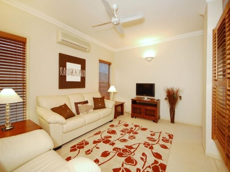 101 Barlow Street, Clayfield QLD 4011