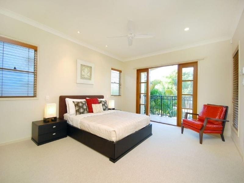 101 Barlow Street, Clayfield QLD 4011