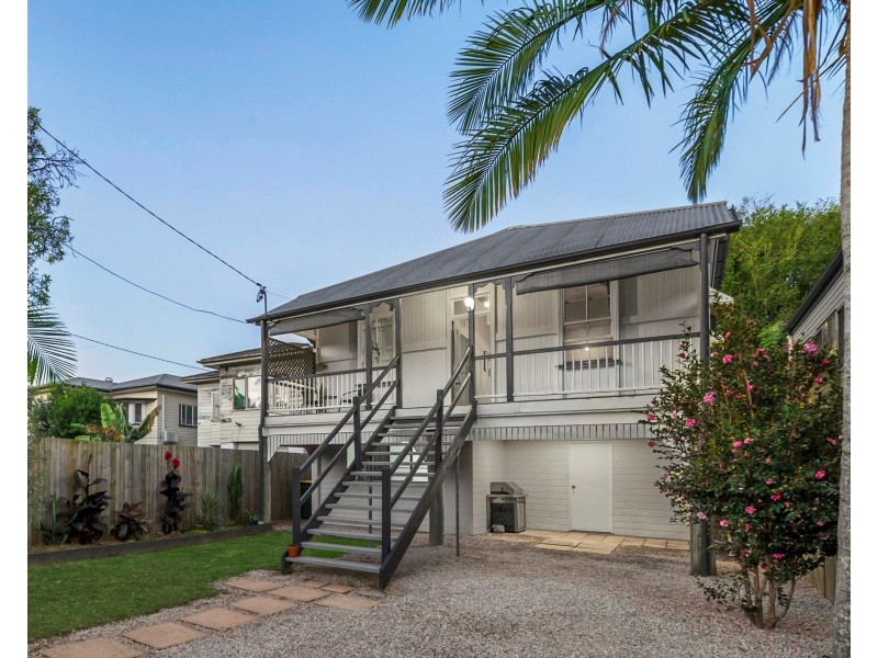 7 Swan Terrace, Windsor QLD 4030