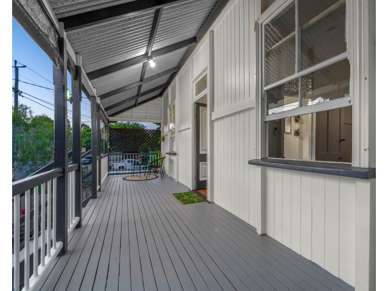 7 Swan Terrace, Windsor QLD 4030