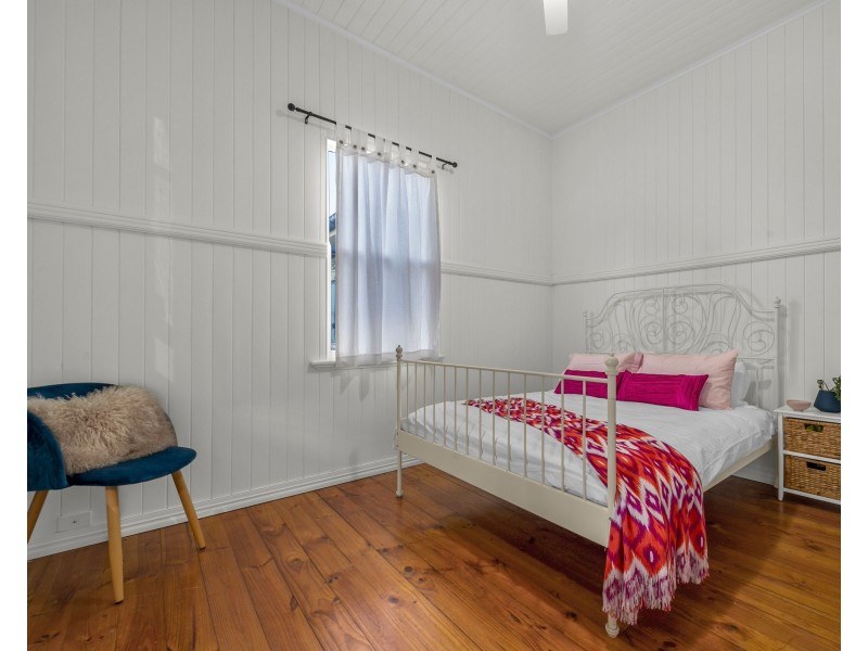 7 Swan Terrace, Windsor QLD 4030