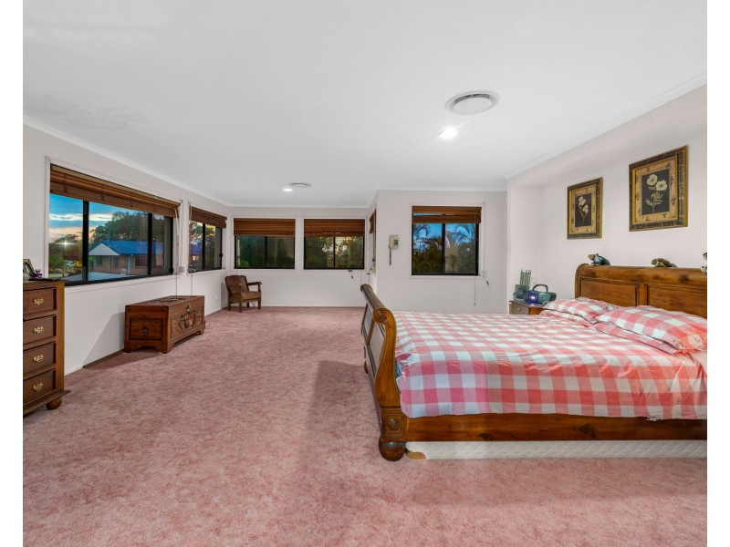 158 Bilsen Road, Wavell Heights QLD 4012