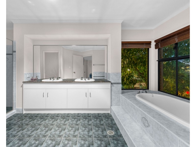 158 Bilsen Road, Wavell Heights QLD 4012