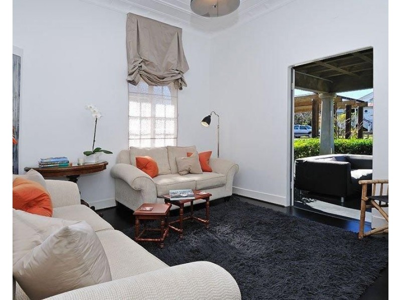 6 Harrow Street, Nundah QLD 4012