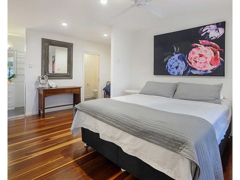 10 Matong Street, Hendra QLD 4011