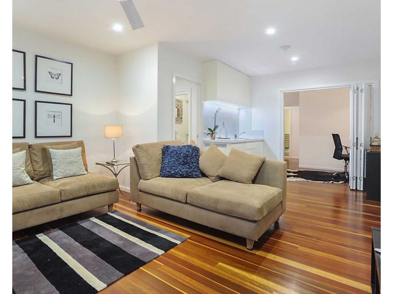 10 Matong Street, Hendra QLD 4011