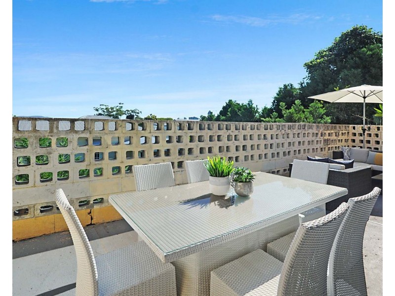 2/40 Toorak Road, Hamilton QLD 4007